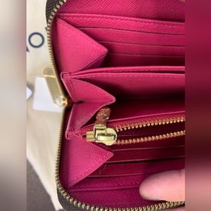 LV Limited Addition long zipper wallet, dust bag, and box.